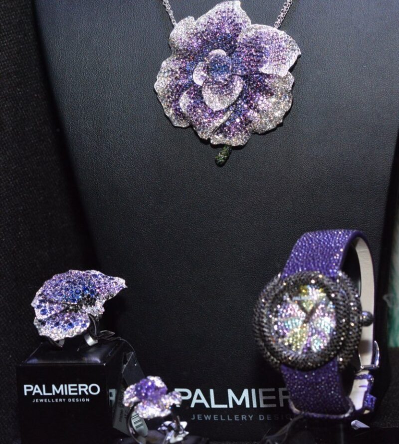 La inspiración floral de Palmiero / Patricia Olivares Taylhardat, Palmiero, Chanel, Joyería Braganza, Flowers, Poppy Flower, amapola, floral, piedras preciosas, pendientes, anillo, collar, oro, reloj, italiana, joyas, moda