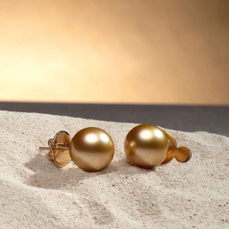 Perlas doradas: Una preciosidad de la naturaleza / Patricia Olivares Taylhardat, Jewelmer, oro, colección, perlas doradas, gemas orgánicas, diamantes, esferas de nácar, moda