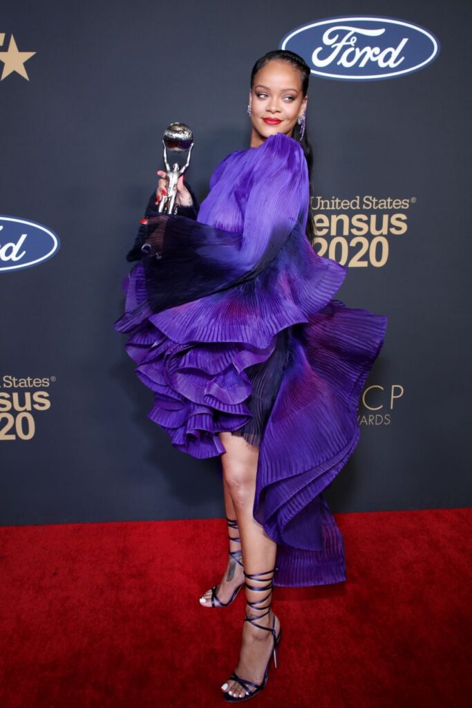 Black Power: Divas brillantes, idealistas y glamorosas / Patricia Olivares Taylhardat, Black Power, Oscar, Lupita Nyong’o, Emmys 2019, Vera Wang, Cartier, Zendaya, NAACP, Imagen Awards, Givenchy, Chopard, Kallati, Fred Leighton, Miuccia Prada, Rihanna, Queen B, Alexander McQueen, Beyoncé, diamantes, mujeres, anillo, joyas, brillantes, divas, collar, piedras, brazalete, pendientes, esmeraldas, 38 quilates, colección, diadema, aretes, glamorosas, igualdad, diseños, looks