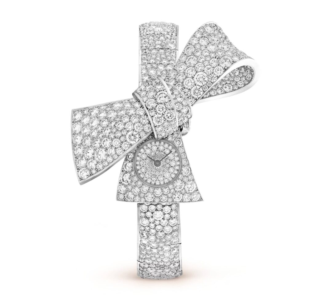 Van Cleef & Arpels revela su más brillante secreto / Patricia Olivares Taylhardat, Van Cleef & Arpels, Secret Ruban, Ruban Secret Saphirs Roses Watch, oro, 18 quilates, diamantes, zafiros, reloj, cuarzo, brazalete, navideña, joyería, savoir-faire, pulsera, brillante