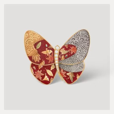 Van Cleef & Arpels y sus mariposas lacadas / Patricia Olivares Taylhardat, Van Cleef & Arpels, Junichi Hakose, Métiers d'art, maison, artesanía, japonés, lacadas, mariposas lacadas, colección, diseños, fusión, joya, maki-e, oro, raden