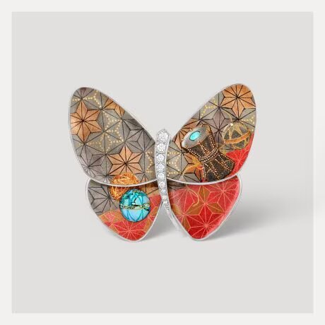 Van Cleef & Arpels y sus mariposas lacadas / Patricia Olivares Taylhardat, Van Cleef & Arpels, Junichi Hakose, Métiers d'art, maison, artesanía, japonés, lacadas, mariposas lacadas, colección, diseños, fusión, joya, maki-e, oro, raden