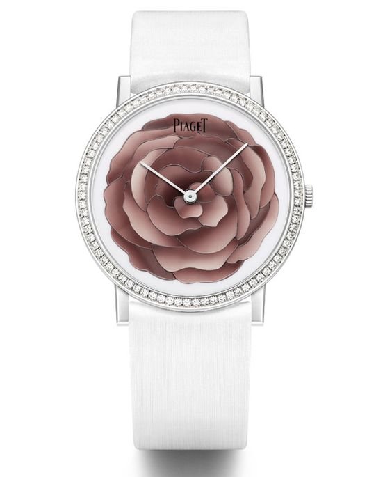 Altiplano Rose Watch: la rosa que enaltece el tiempo / Patricia Olivares Taylhardat, Piaget, Altiplano Rose Watch, Yves Piaget Rose, Ginebra, 18 quilates, relojes, 1982, pétalos, brillantes, arte, madera, nácar, amor, antigüedad, rodio, diamantes, oro