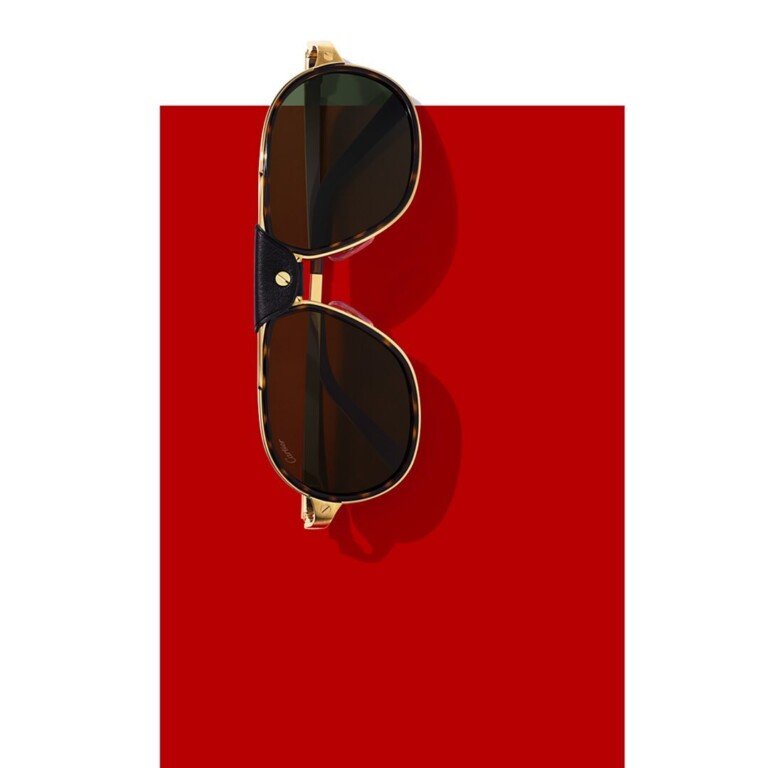 ¿Más regalos? Mira los nuevos lentes de Cartier / Patricia Olivares Taylhardat, Cartier, regalos, lentes, lujosos, impactantes, colección, Otoño-Invierno, Santos, de Cartier, reloj, aviador, Alberto Santos Dumont, guardatiempo, 1904, navegador, piloto, monturas, Trinity, anillo, entrelazado