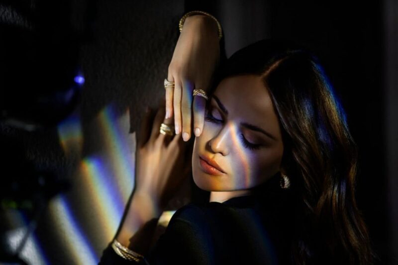 Eiza González, la nueva embajadora global de David Yurman / Patricia Olivares Taylhardat, Eiza González, embajadora, David Yurman, joyería, lujo, estadounidense, actriz, cantante, mexicana, Sculpted Cable, temporada, primavera 2025, Iris Law, Tyrone Lebon, Frank Lebon, Solomon R. Guggenheim Museum, Nueva York, fuerza, conexión, evolución, brazalete, Sybil, colección, Evan Yurman, artes, artesanía