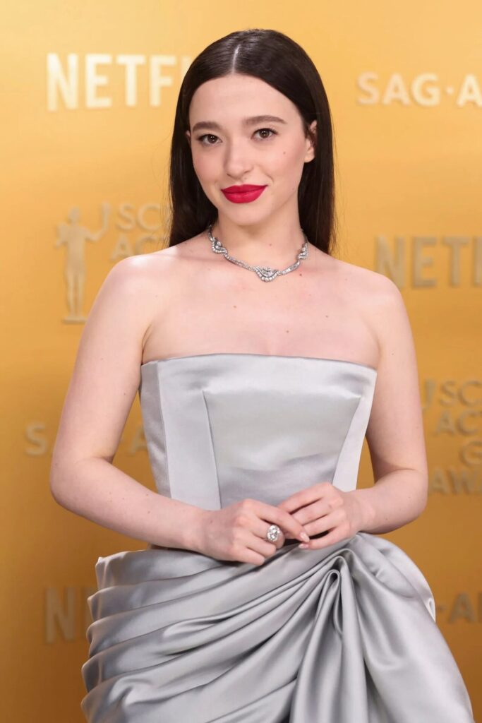 Las joyas que brillaron en los SAG Awards 2025 / Patricia Olivares Taylhardat, joyas, SAG Awards 2025, temporada, premios, estrellas, red carpet, SAG, Awards, Los Ángeles, piezas, joyería, collares, diamantes, celebridades, alfombra roja, Sofía Carson, Ellie Saab, accesorio, Chopard, estatuilla, mejor, actriz, Demi Moore, Bottega Veneta, Jean Schlumberger, Tiffany & Co, Mikey Madison, Louis Vuitton, platino, 1949, 1959, Selena Gomez, aretes, colgantes, Messika High Jewelry, Celine, Elle Fanning, Loewe, pulsera, pantera, anillo, Cartier, Panthère