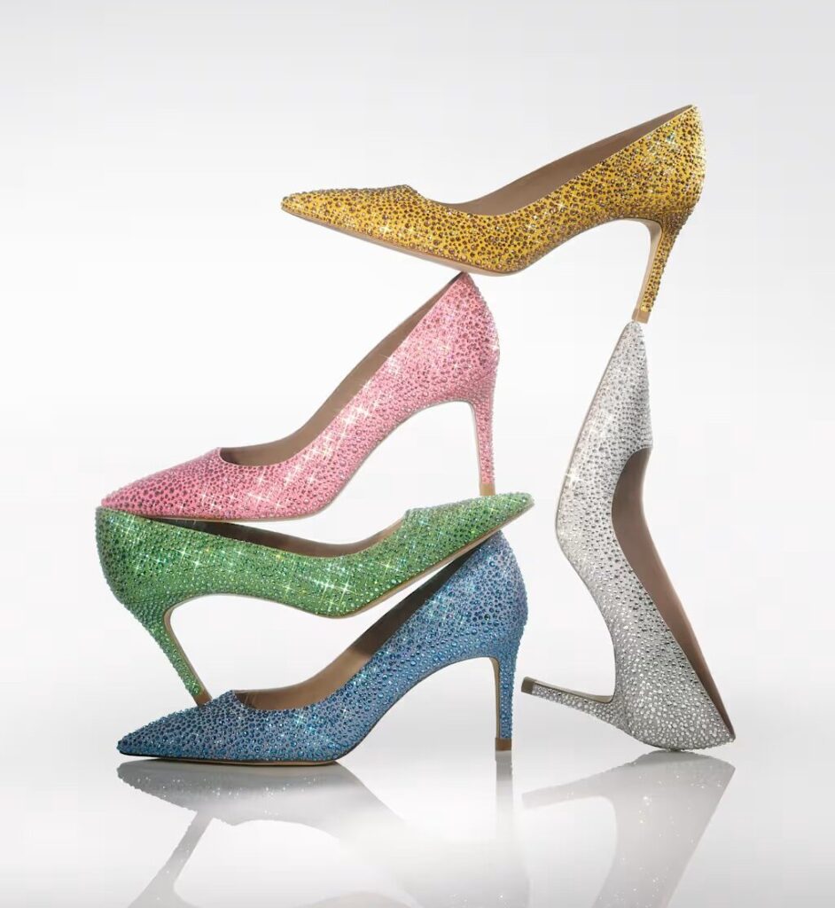 Swarovski x Stuart Weitzman: cristales en la pista de baile / Patricia Olivares Taylhardat, Swarovski, Stuart Weitzman, cristales, pista, baile, maison, plataforma, colaborativa, Creators Lab, tacones, Stuart Power Shine, artesanía, precisión, adornos, Stuart Power, zapato, plateados, amarillo, topacio, pedrería, azul, verde, rosa, Glinda, Elphaba, Ariana Grande, embajadora, marca, colección, MET Gala, boutique, Instant Wonder, Antara Fashion Hall